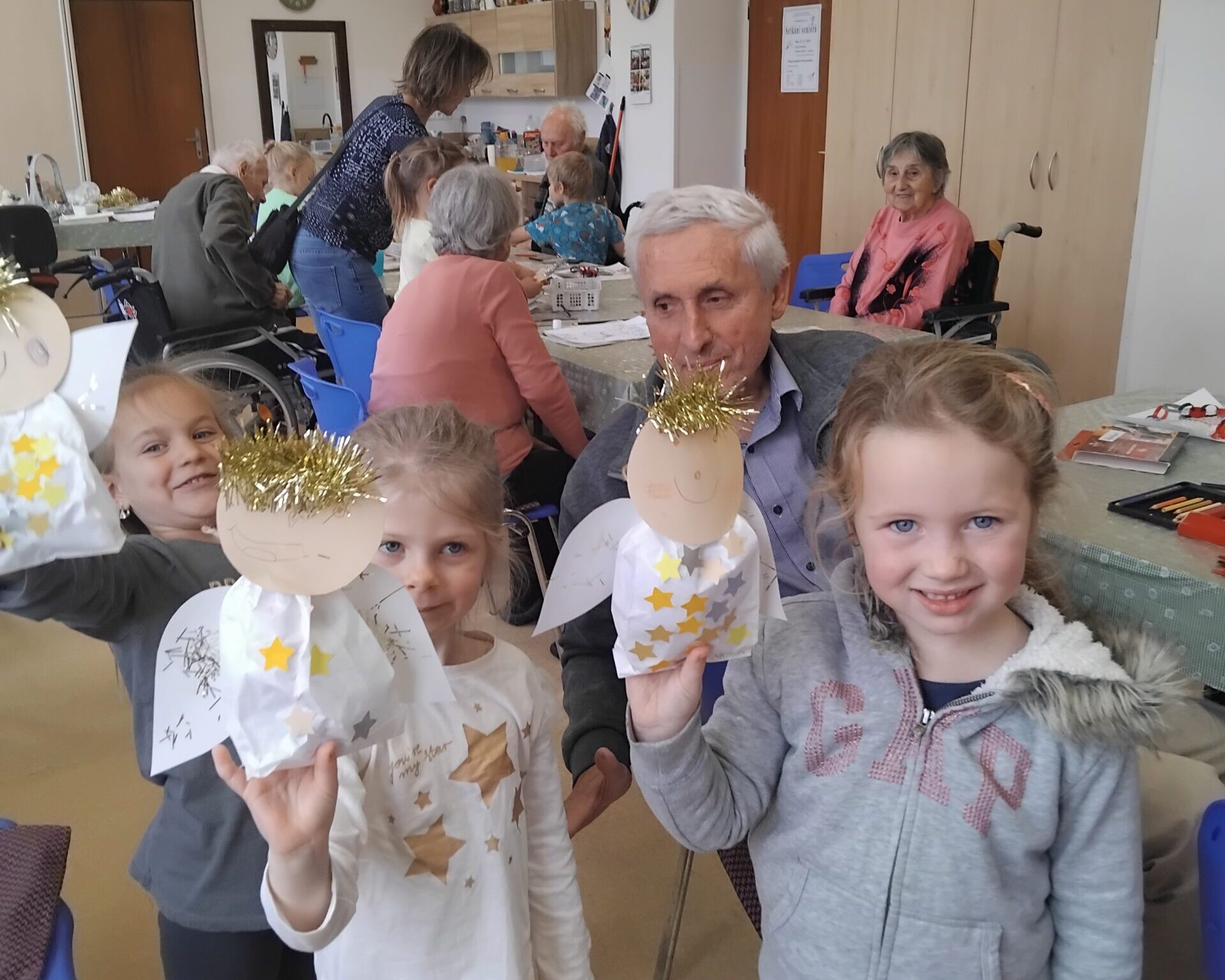 Mikulášské tvoření s dětmi z MŠ